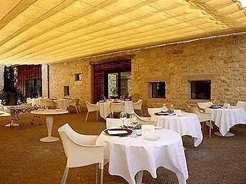 Chateau De Salettes Cahuzac-sur-Vère 4*,