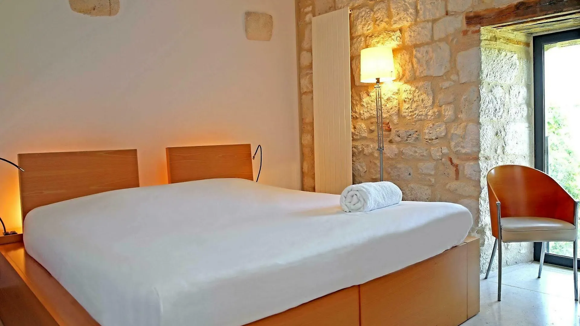 Chateau De Salettes Cahuzac-sur-Vère Hotel